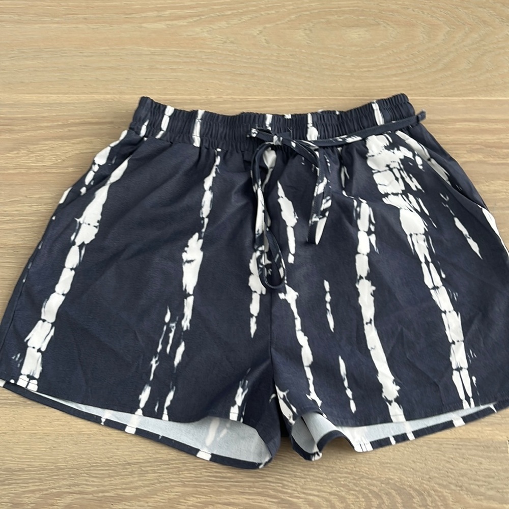 paper bag tye dye shorts